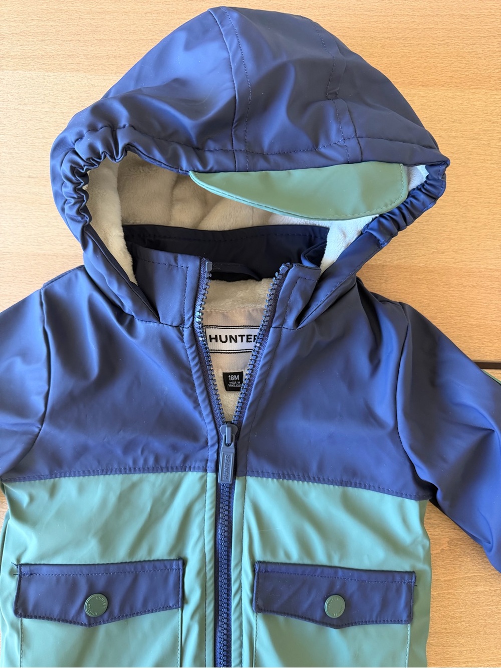 HUNTER Two-Tone Toddlers Waterproof, Lined, Hooded Jacket - Navy & Green 18M